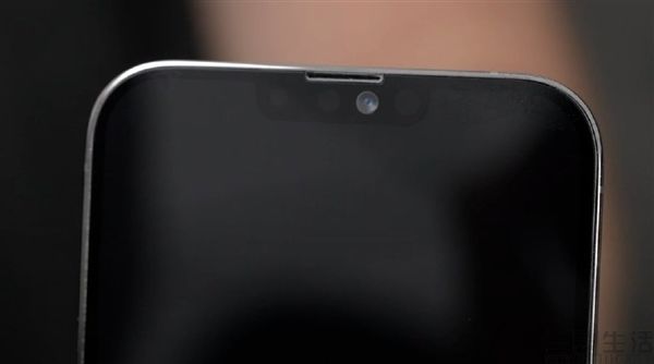 iPhone 13 2.jpg